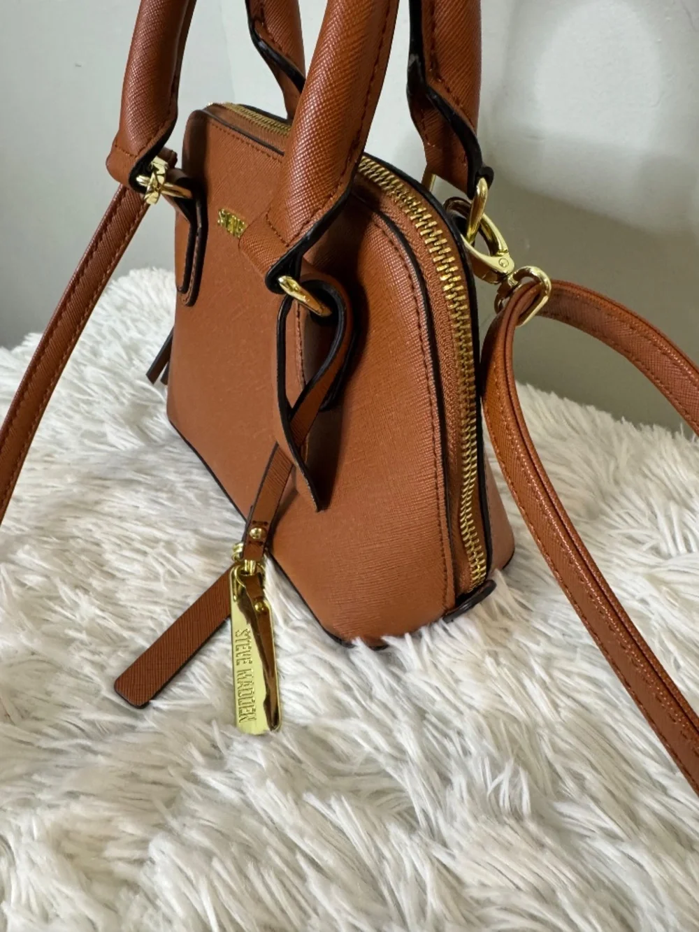 Steve Madden Small Brown Satchel Crossbody Bag with Detachable Strap.